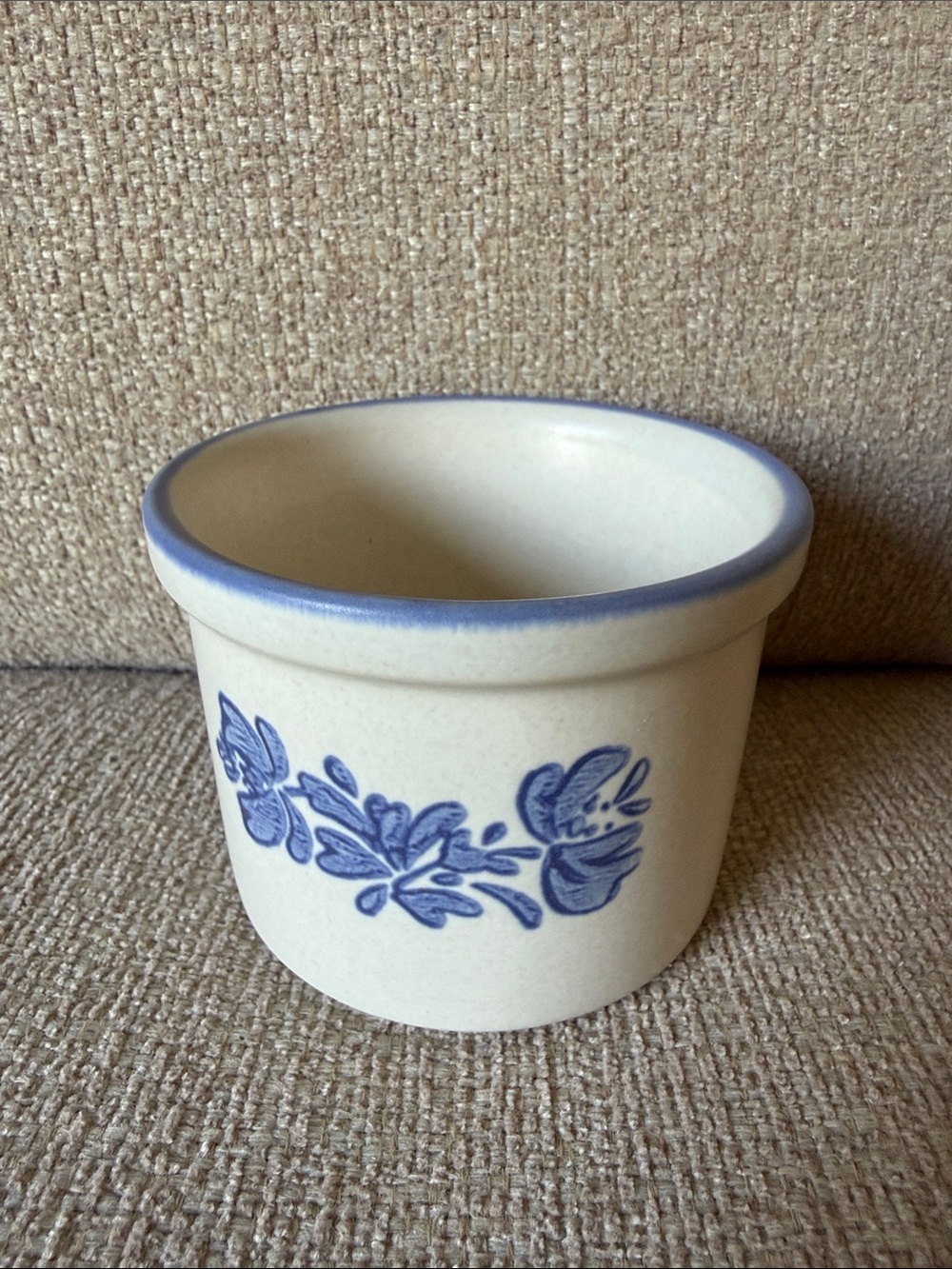 Vintage Pfaltzgraff small crock